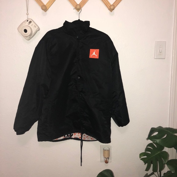 JORDAN × GATORADE コーチジャケット L Jordan Men's Like Mike Gatorade Coaches Jacket Black Orange